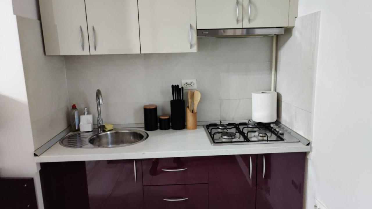 Le Lupin / Center Apartment Iasi Luaran gambar