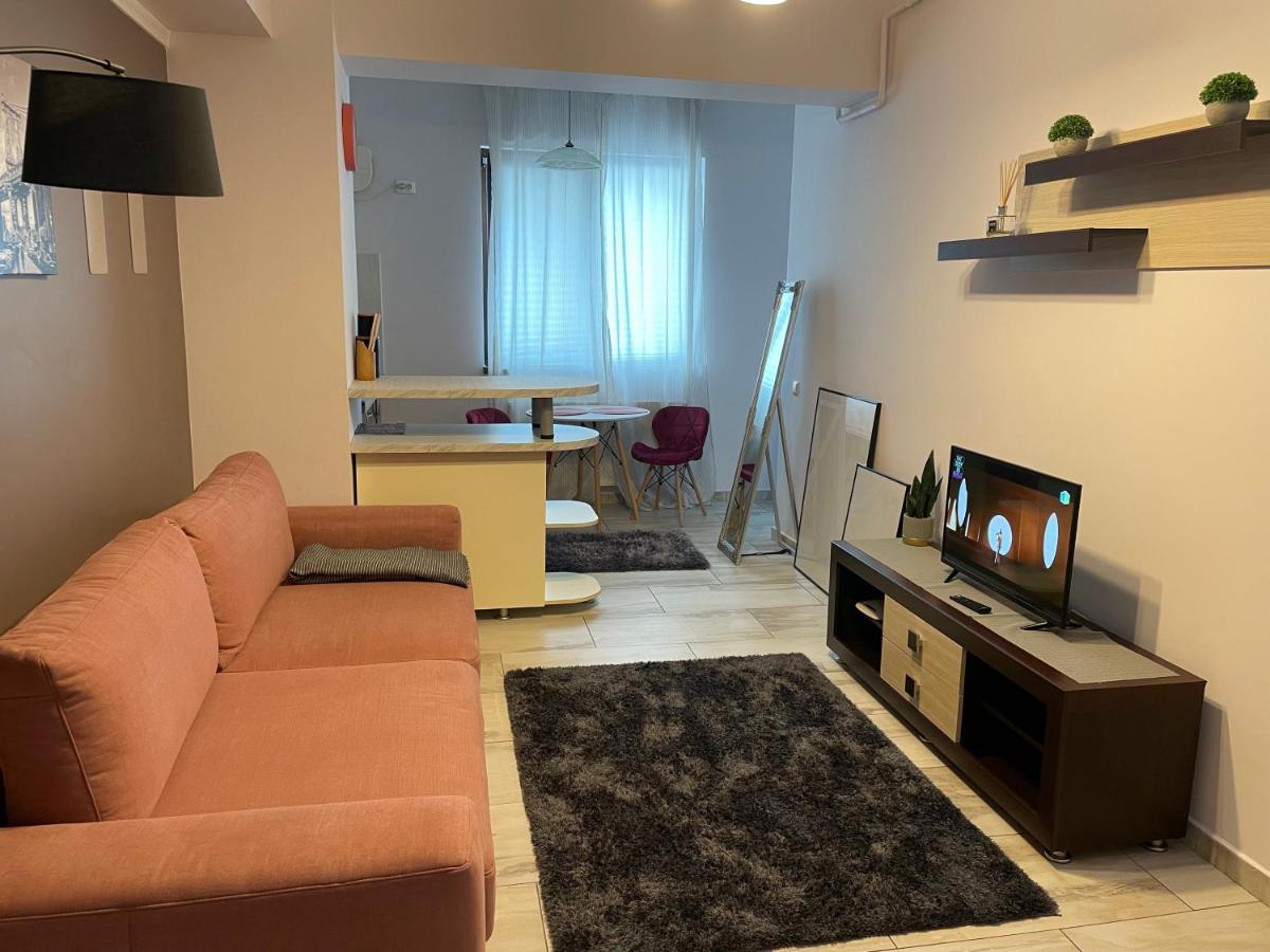 Le Lupin / Center Apartment Iasi Luaran gambar