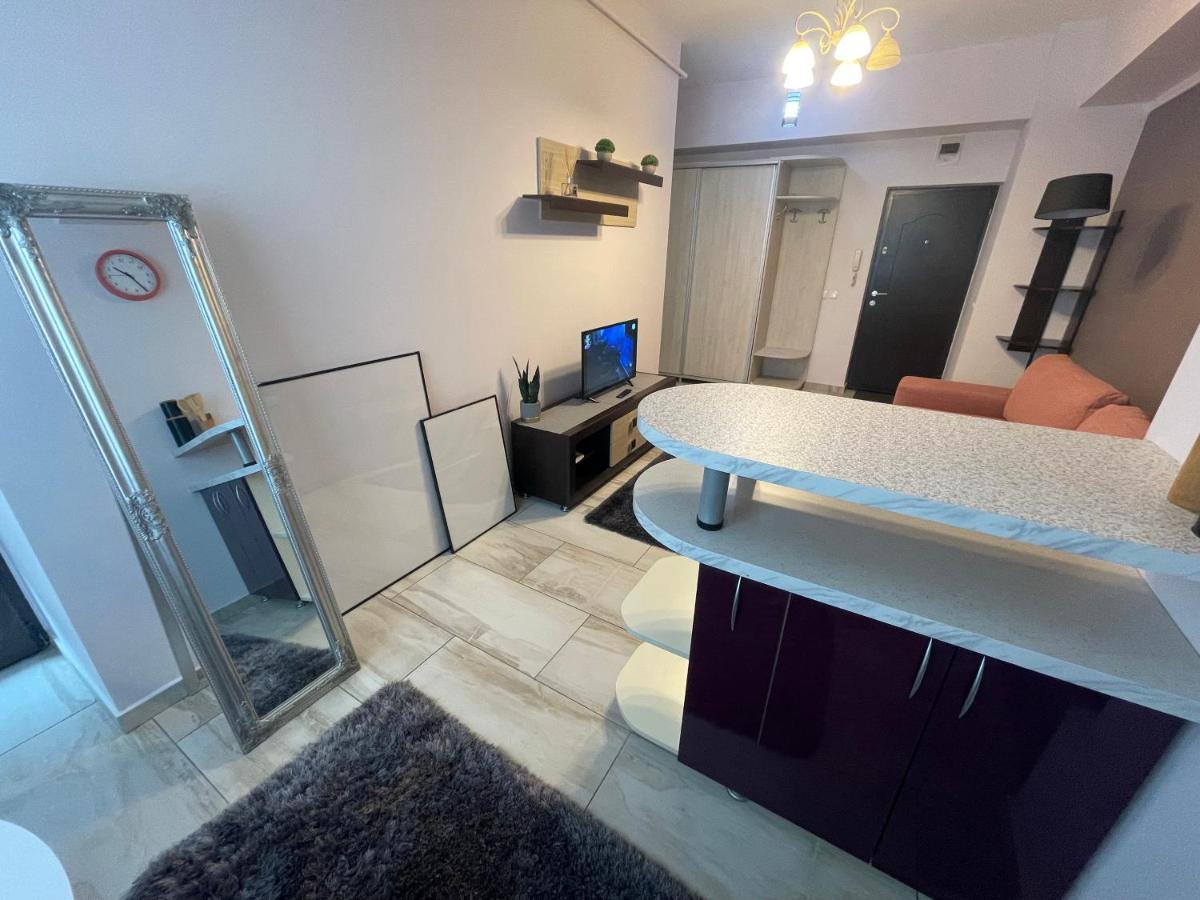 Le Lupin / Center Apartment Iasi Luaran gambar