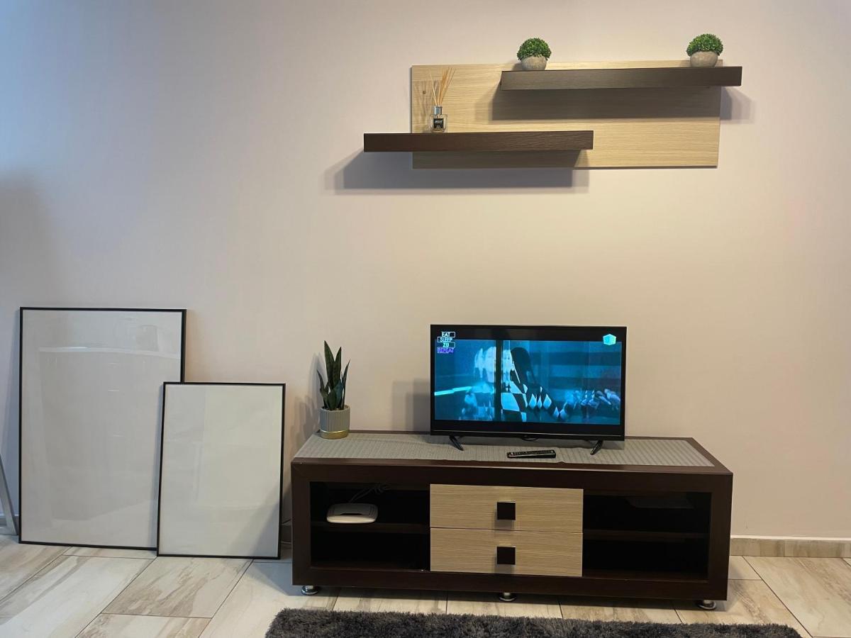 Le Lupin / Center Apartment Iasi Luaran gambar