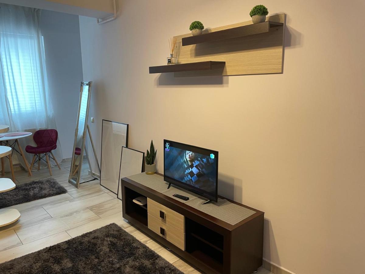 Le Lupin / Center Apartment Iasi Luaran gambar