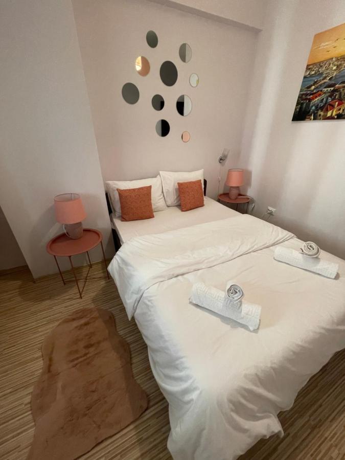 Le Lupin / Center Apartment Iasi Luaran gambar