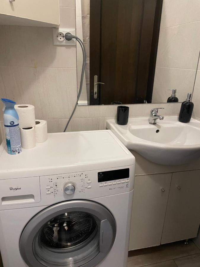Le Lupin / Center Apartment Iasi Luaran gambar