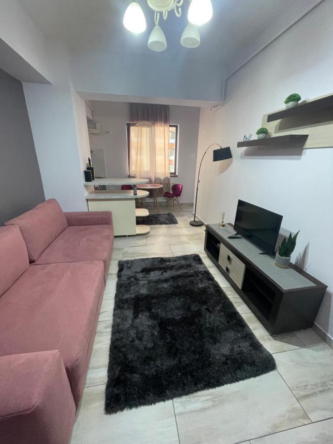 Le Lupin / Center Apartment Iasi Luaran gambar